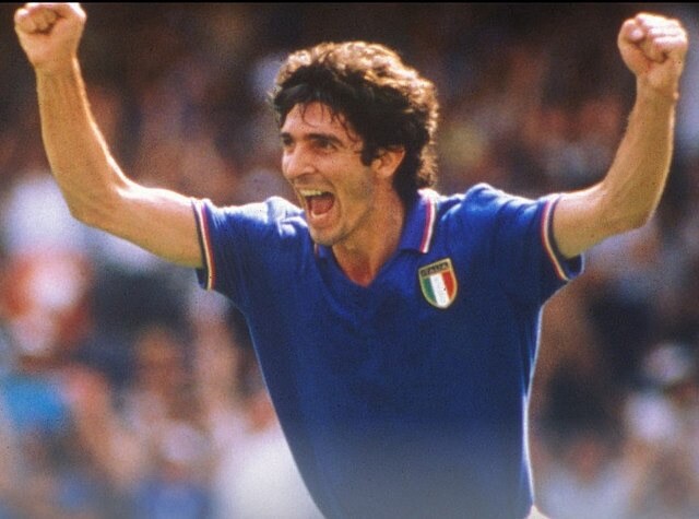 4. Italy 1982 Player Version Home Jersey